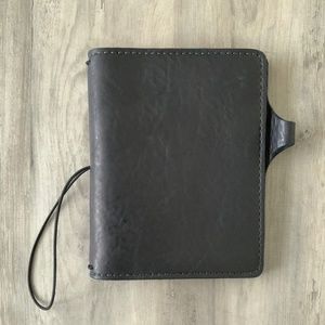 Chic Sparrow Crème Black Beauty Heritage-A6 size